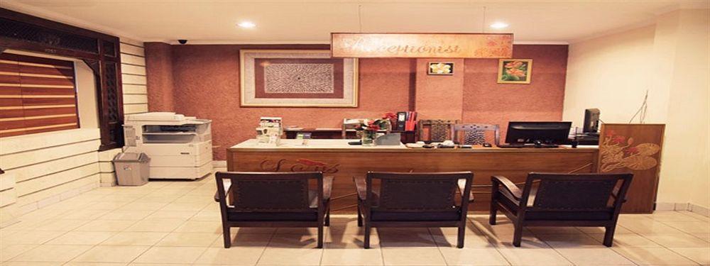 莲花万隆会议咖啡厅酒店 外观 照片